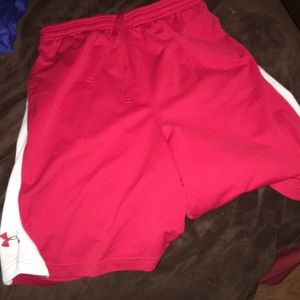 Men’s medium under armor red shorts